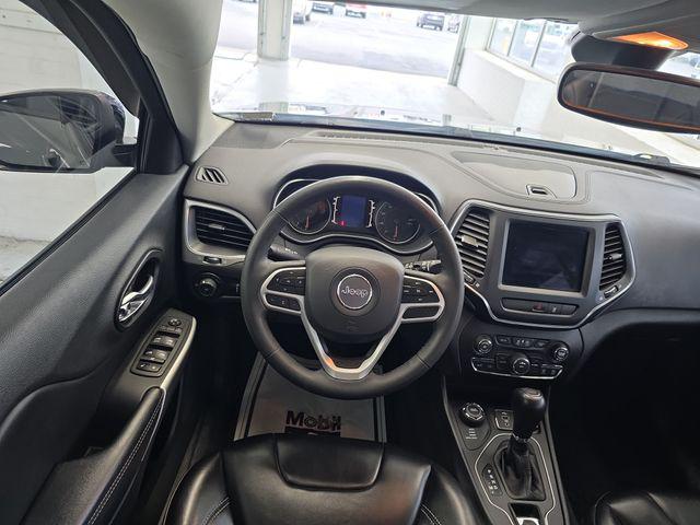 2022 Jeep Cherokee X 4x4