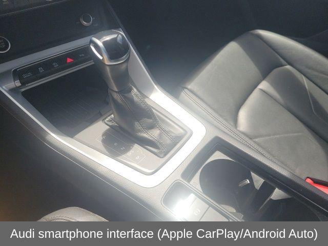 2024 Audi Q3 Premium 45 TFSI S line quattro Tiptronic