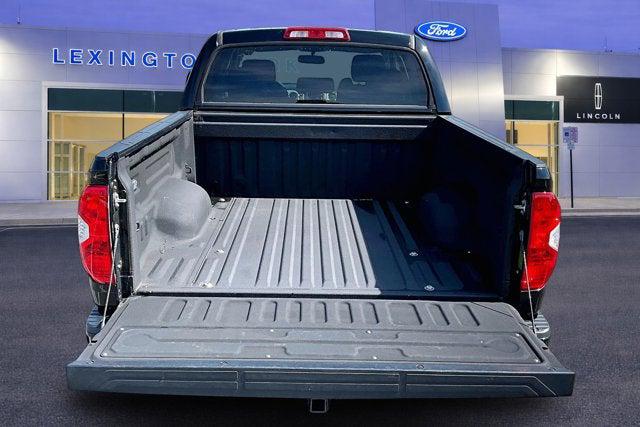 2016 Toyota Tundra SR5 5.7L V8