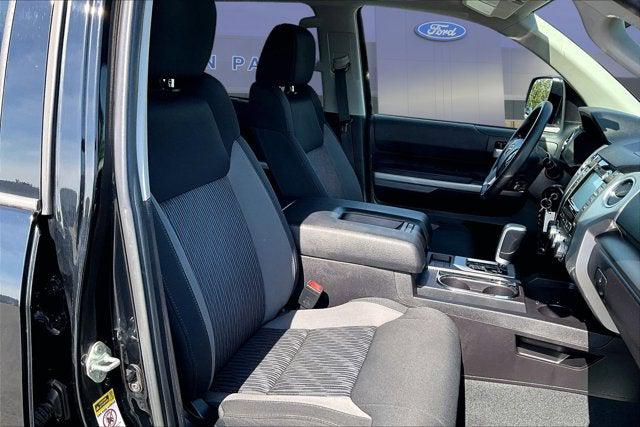 2016 Toyota Tundra SR5 5.7L V8