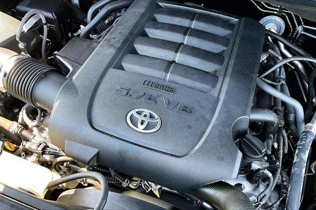 2016 Toyota Tundra SR5 5.7L V8