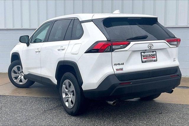 2022 Toyota RAV4 LE