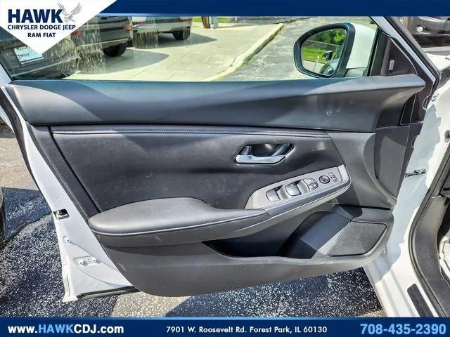 2024 Nissan Sentra SV Xtronic CVT