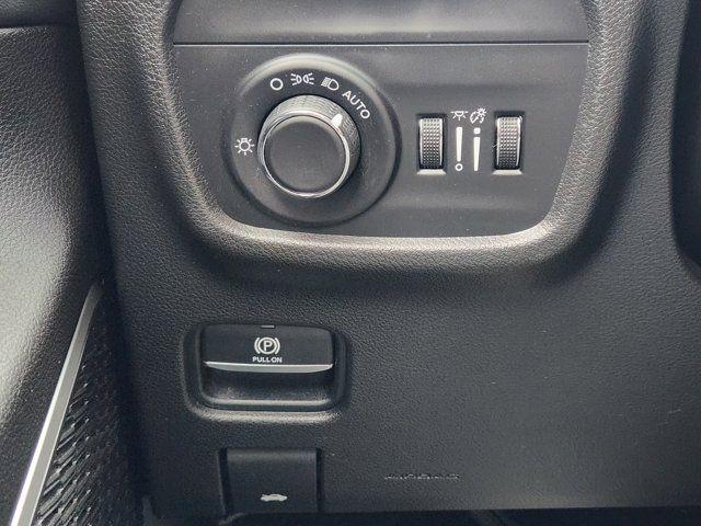 2021 Jeep Grand Cherokee Altitude 4x2