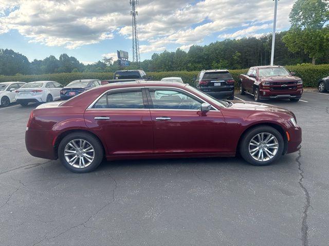 2016 Chrysler 300 C