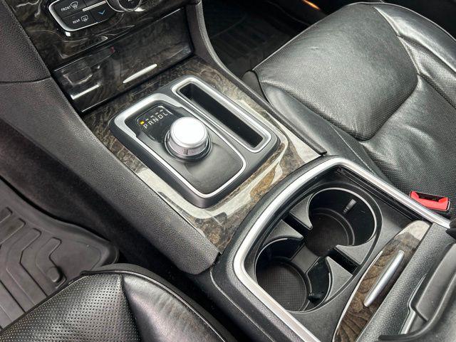 2016 Chrysler 300 C