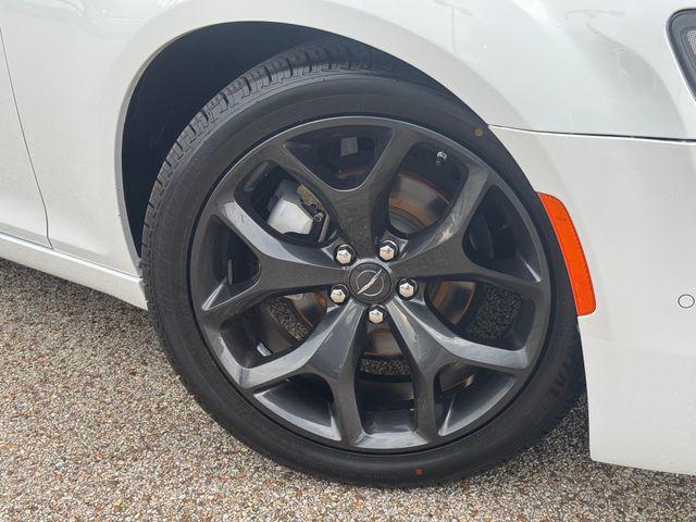 2023 Chrysler 300 300S