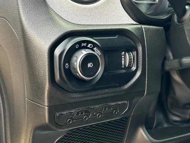 2025 Jeep Wrangler 4-Door Willys 4x4