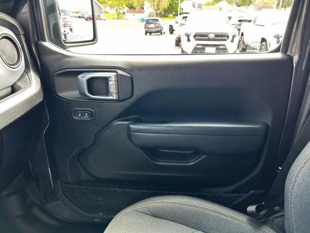2025 Jeep Wrangler 4-Door Willys 4x4