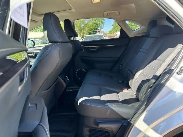 2015 Lexus NX 300h 300h