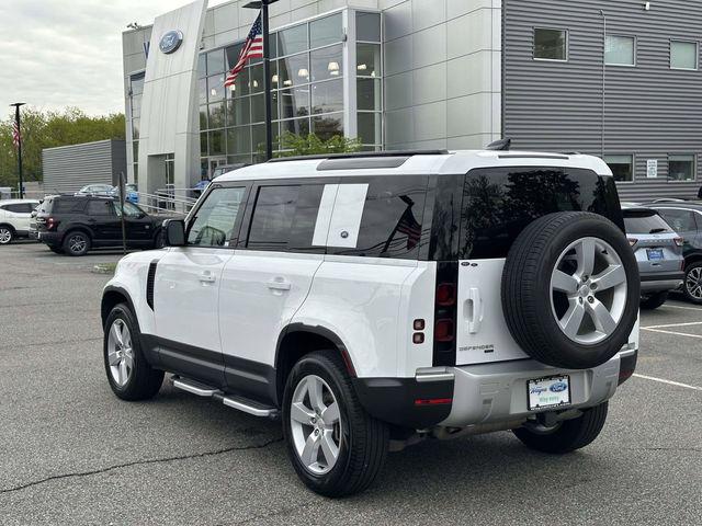 2022 Land Rover Defender 110 SE