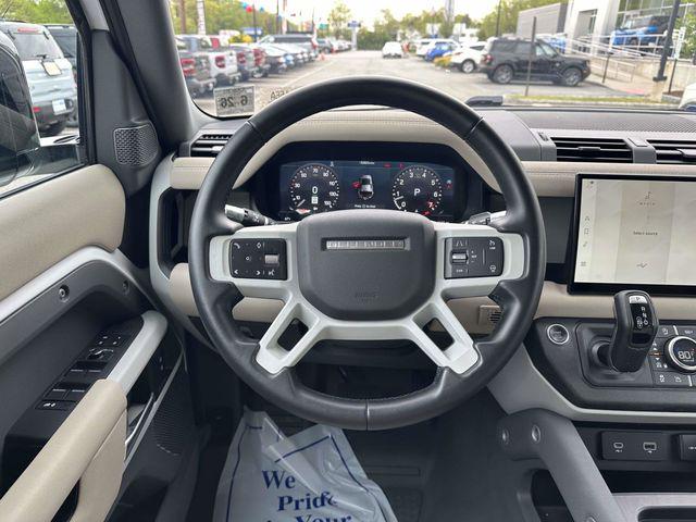2022 Land Rover Defender 110 SE