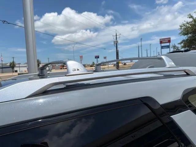 2023 Nissan Pathfinder Platinum FWD
