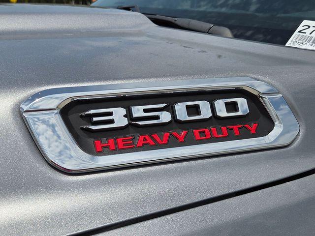 2024 Ram 3500 Laramie Crew Cab 4x4 8' Box