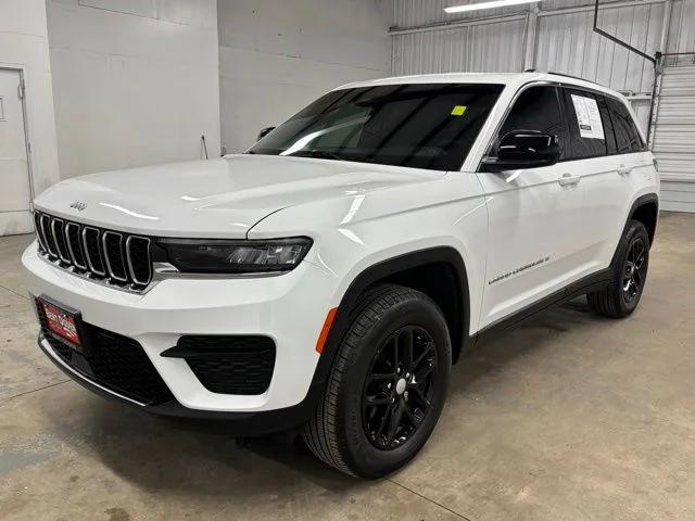 2025 Jeep Grand Cherokee Laredo X 4x4