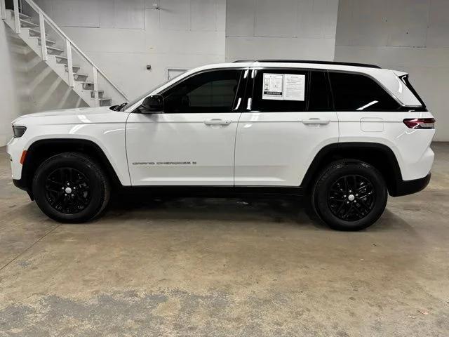 2025 Jeep Grand Cherokee Laredo X 4x4