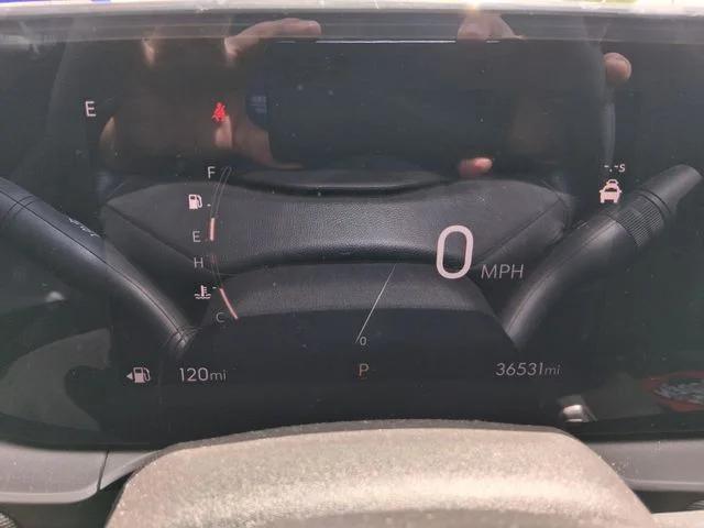 2024 Buick NV Preferred FWD