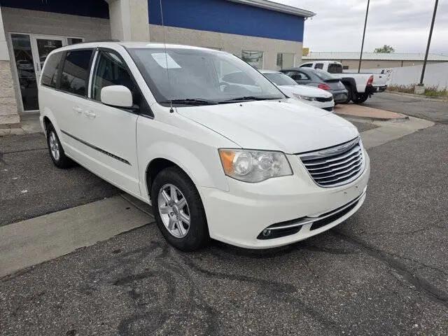 2012 Chrysler Town & Country Touring