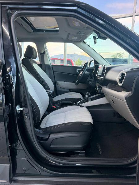 2023 Hyundai Venue SEL