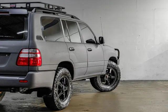 2003 Toyota Land Cruiser Base