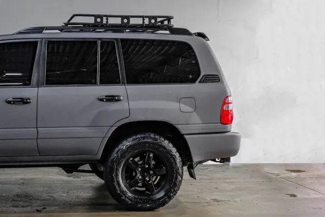 2003 Toyota Land Cruiser Base