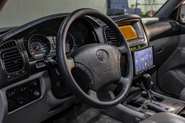 2003 Toyota Land Cruiser Base