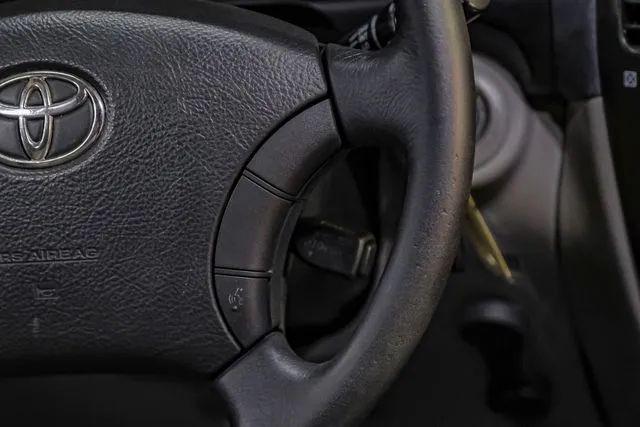 2003 Toyota Land Cruiser Base