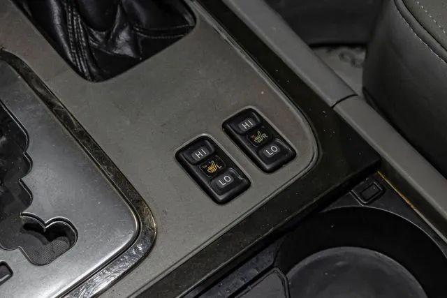 2003 Toyota Land Cruiser Base