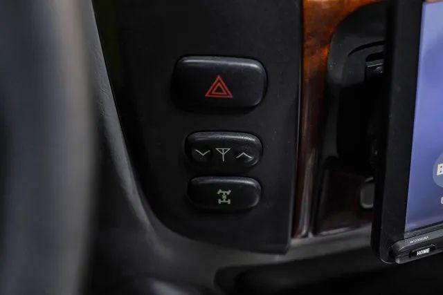 2003 Toyota Land Cruiser Base