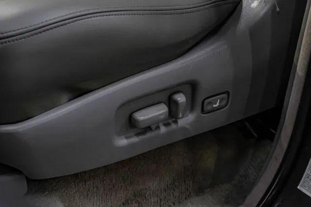 2003 Toyota Land Cruiser Base