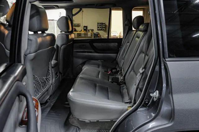 2003 Toyota Land Cruiser Base