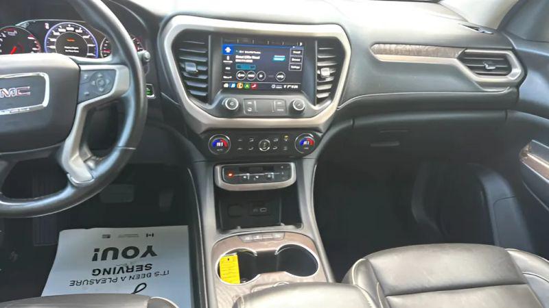 2020 GMC Acadia Denali