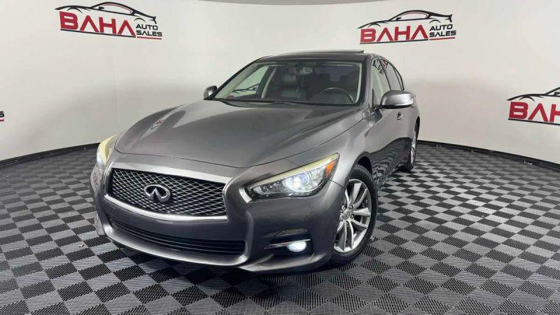 2015 INFINITI Q50 Premium