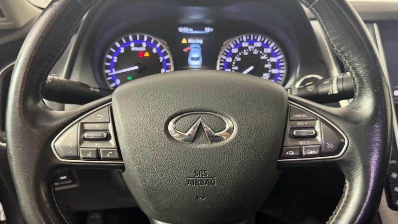 2015 INFINITI Q50 Premium