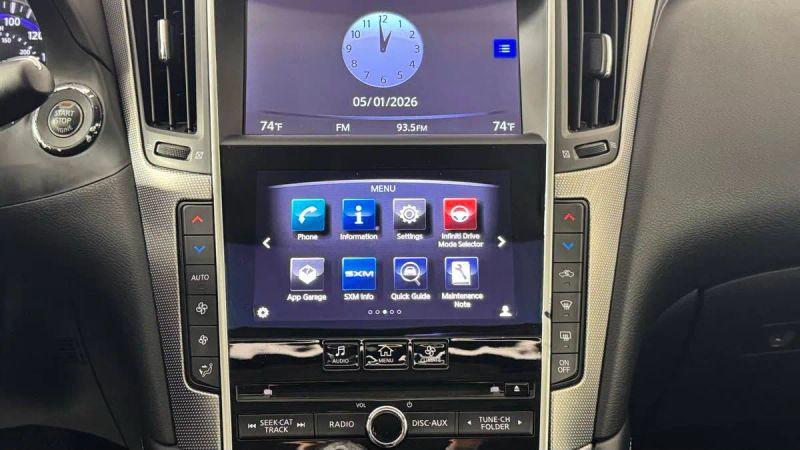 2015 INFINITI Q50 Premium