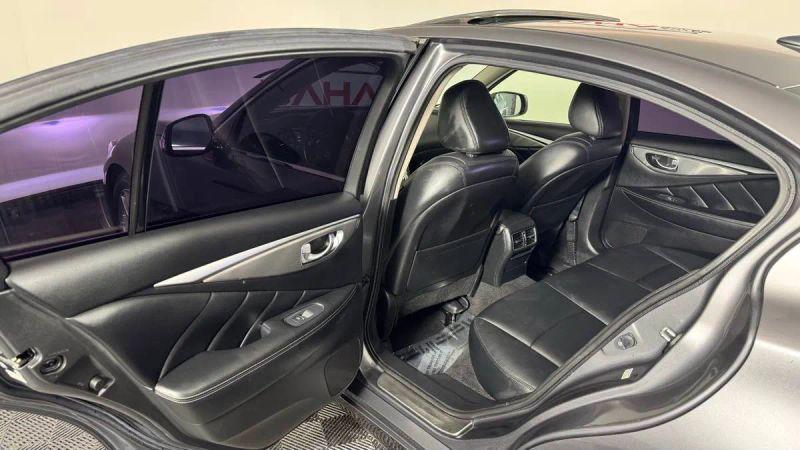 2015 INFINITI Q50 Premium