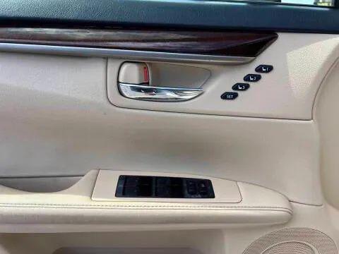 2015 Lexus ES 350 Crafted Line