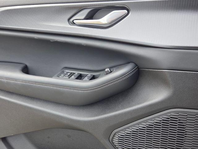 2025 Jeep Grand Cherokee Laredo 4x2