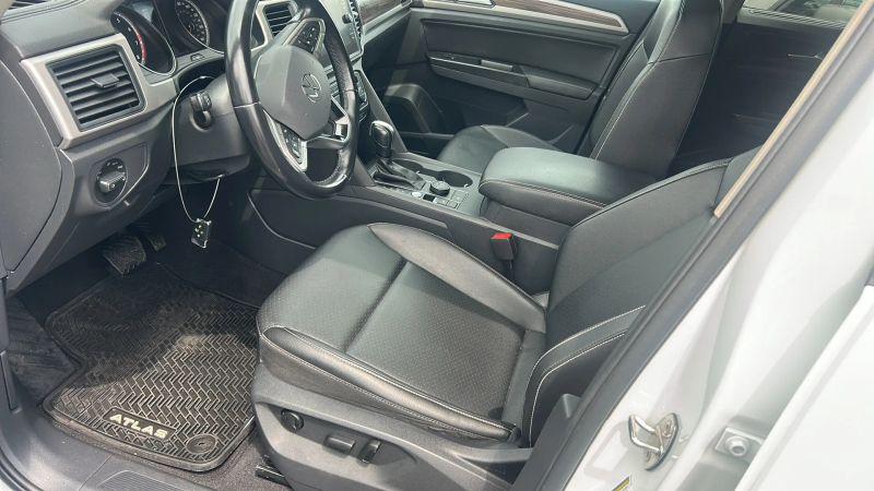 2021 Volkswagen Atlas 3.6L V6 SE w/Technology