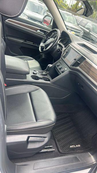 2021 Volkswagen Atlas 3.6L V6 SE w/Technology