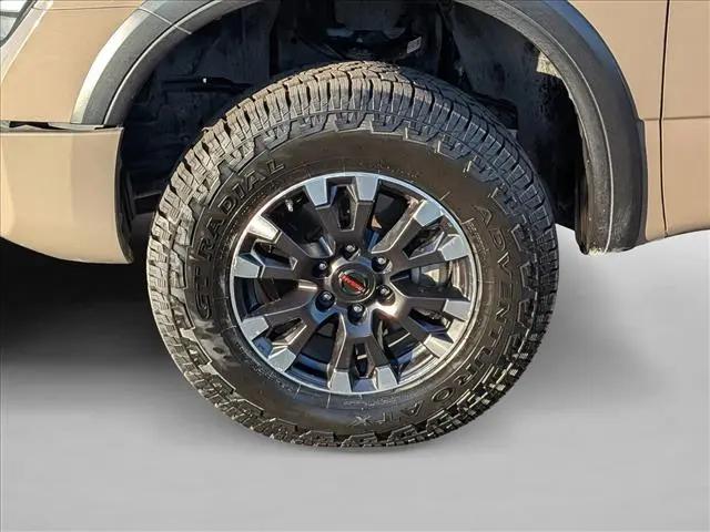 2020 Nissan Titan Crew Cab PRO-4X 4x4