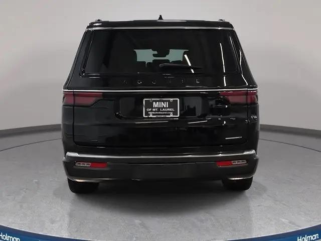 2022 Jeep Wagoneer Series III 4x4