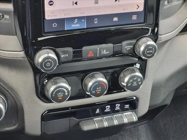 2025 Ram 1500 Tradesman Crew Cab 4x2 5'7" Box