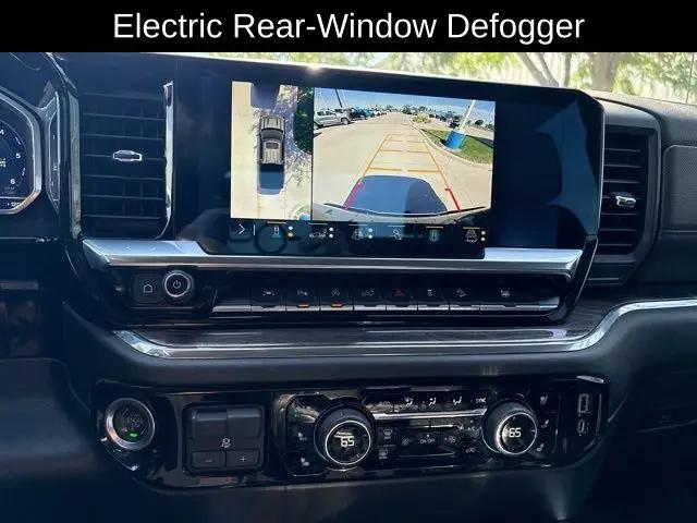 2023 Chevrolet Silverado 1500 4WD Crew Cab Short Bed LTZ