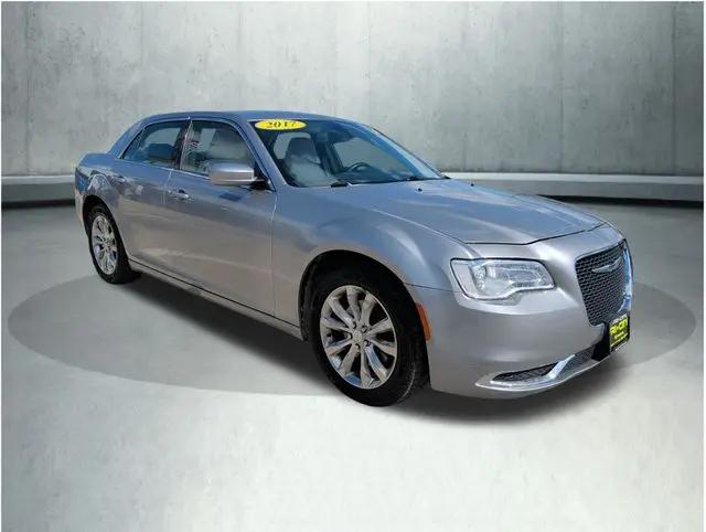 2017 Chrysler 300 Limited AWD
