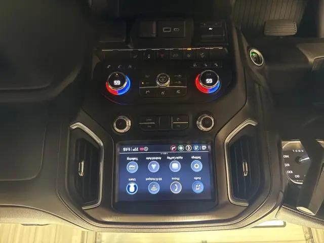 2021 GMC Sierra 1500 4WD Crew Cab Short Box AT4