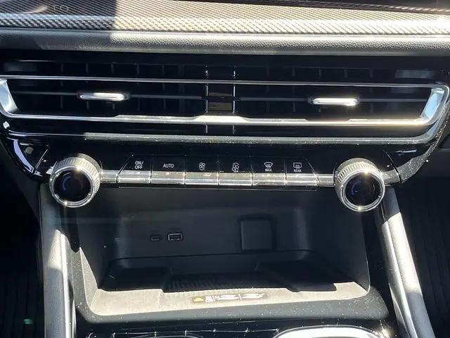 2026 Chevrolet Traverse FWD High Country