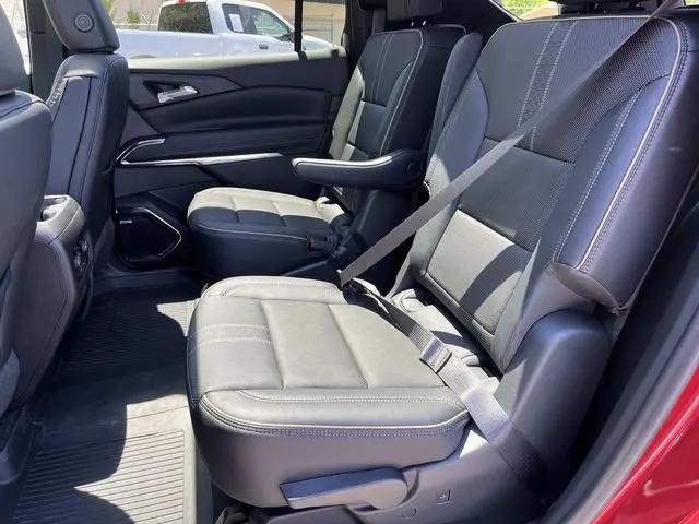 2026 Chevrolet Traverse FWD High Country