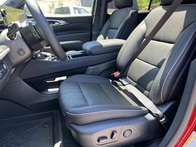 2026 Chevrolet Traverse FWD High Country