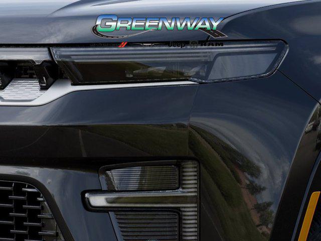 2026 Jeep Grand Wagoneer 4x2